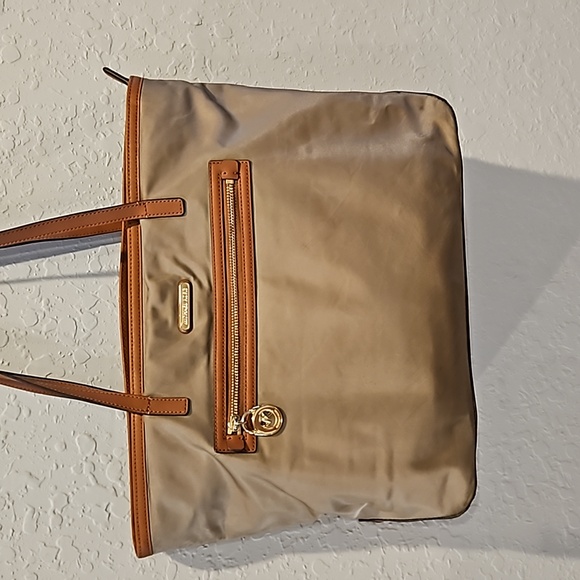 MICHAEL Michael Kors Kempton Nylon shoulder bag - Picture 5 of 14